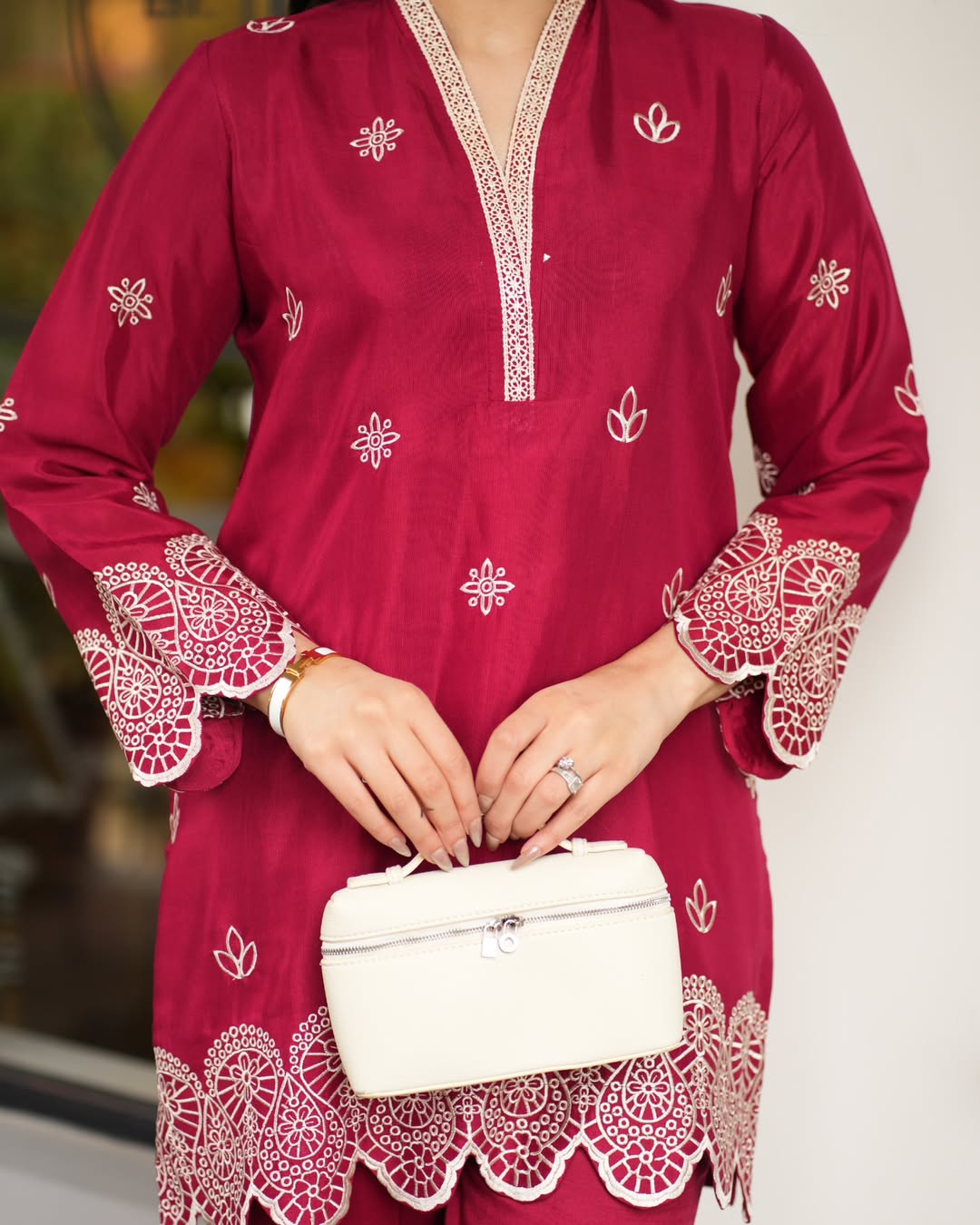 2 Pc Lawn Vintage collection Embroidered Suit