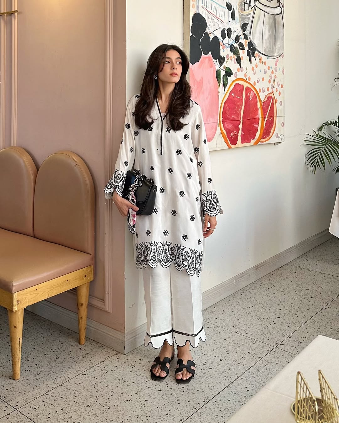 2 Pc Lawn Vintage Latest Design Embroidered Suit