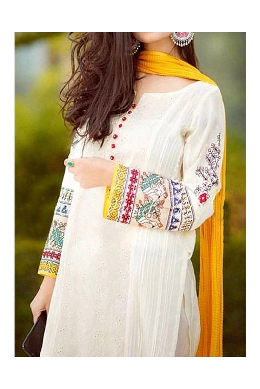 Bareeze BR-452 White Embroidered Linen Three Piece winter Collection