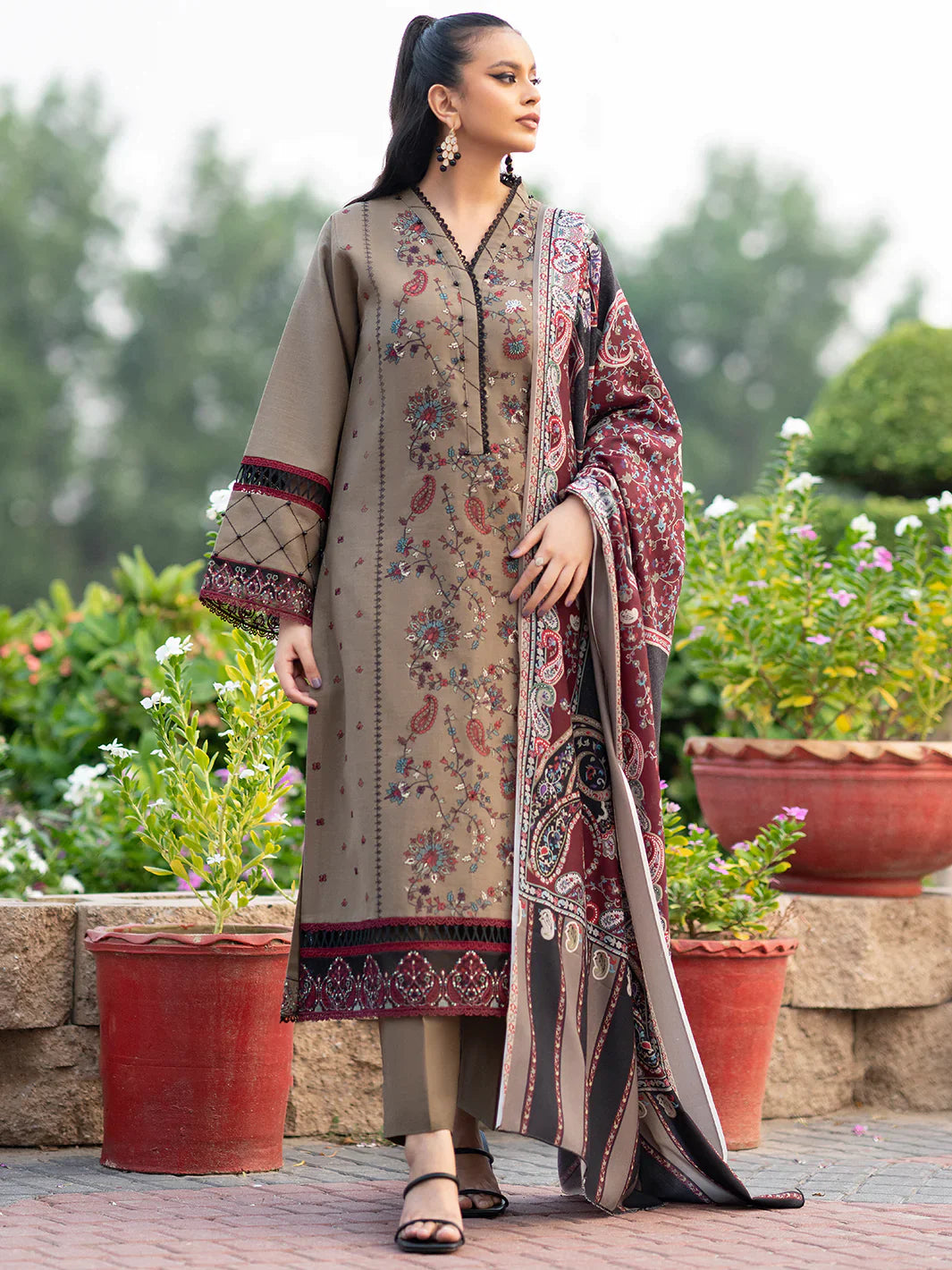 Zara shah-coco 3 Pc Embroidered Dhannak Suit winter Collection 104