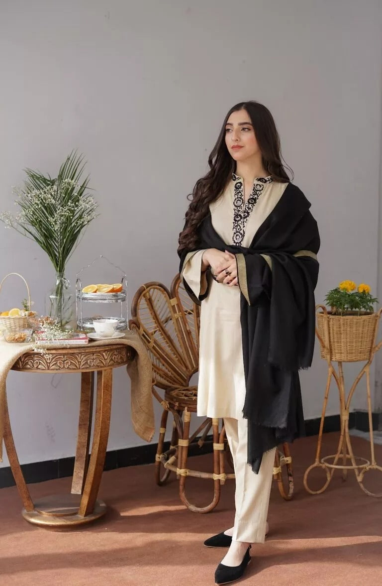 Aisling 3 pc Dhanak Embroidered Winter Collection suit 6001