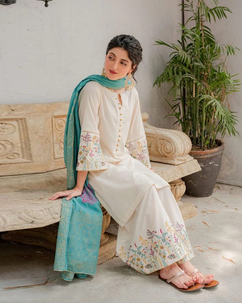 3Pc Embroidered dhannak Suit winter Collection 96