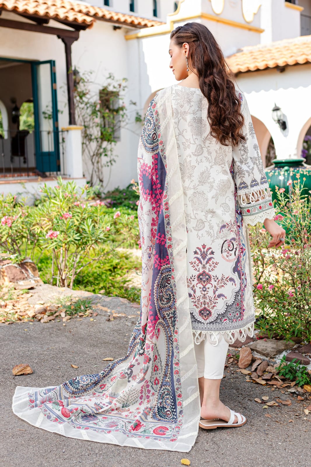 ZAINAB CHOTTANI-3Pcs Lawn Print suit summer Collection Suit ZC-292