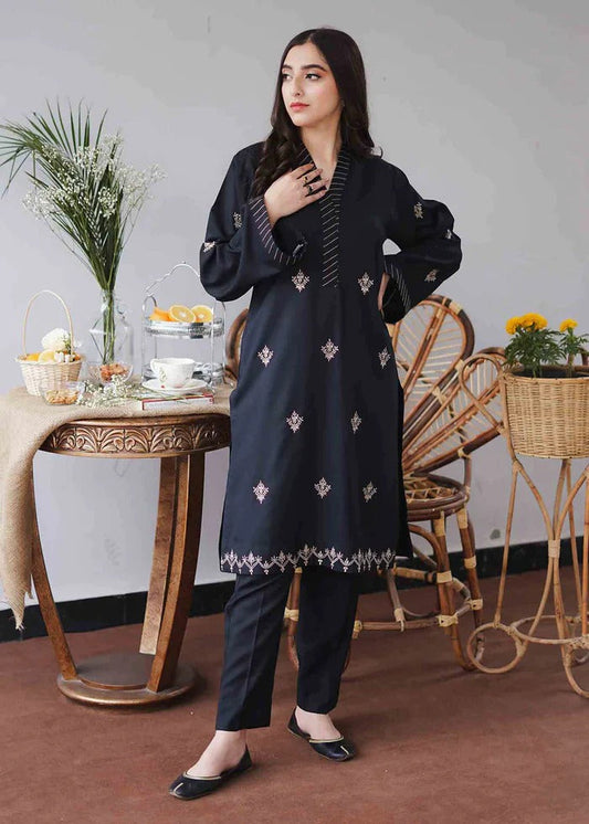 3Pc Embroidered Lawn Suit Summer Collection