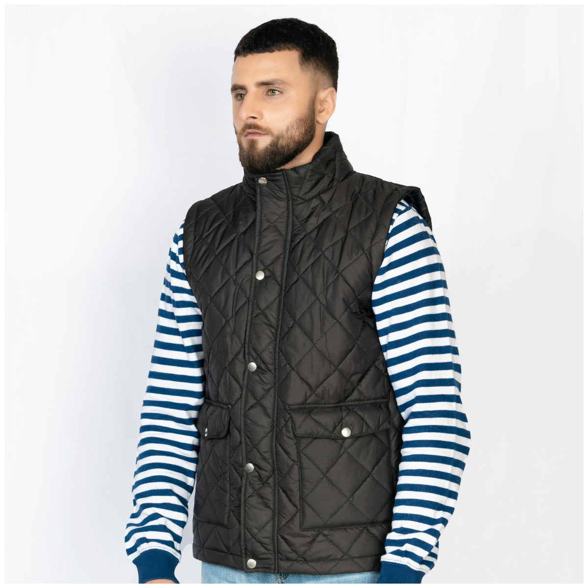 Sleeveless Diamond Quilted Jacket Black