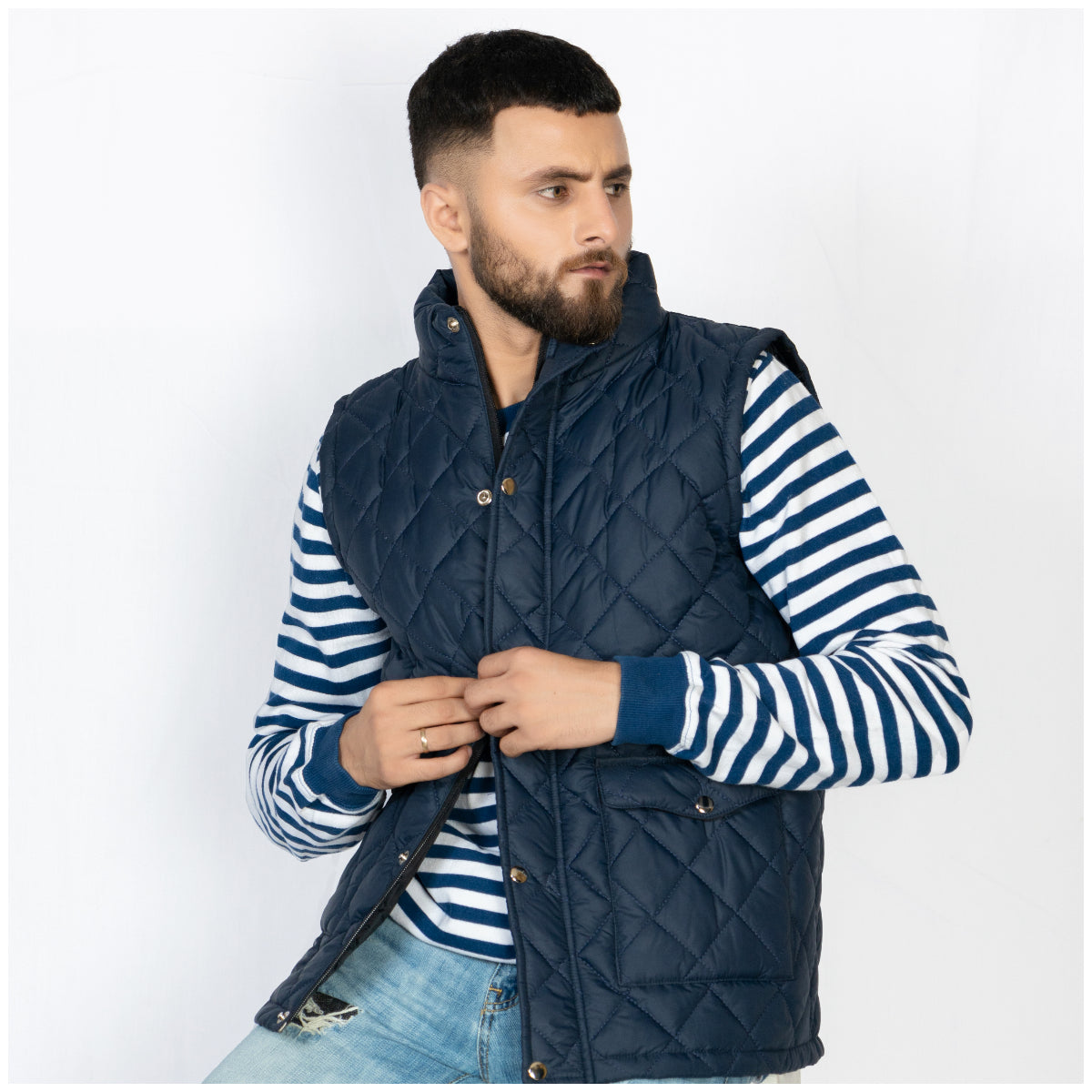 Sleeveless Diamond Quilted Jacket Blue